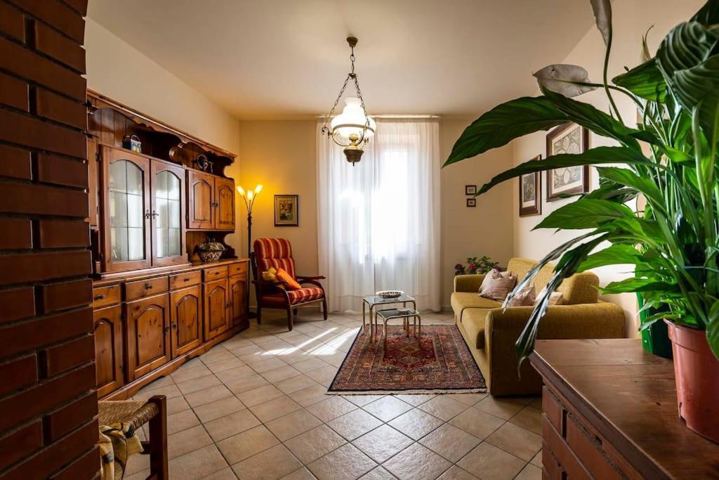 Casa Vacanze Santa Maria Certaldo Exteriör bild