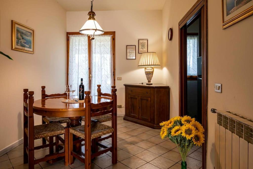 Casa Vacanze Santa Maria Certaldo Exteriör bild