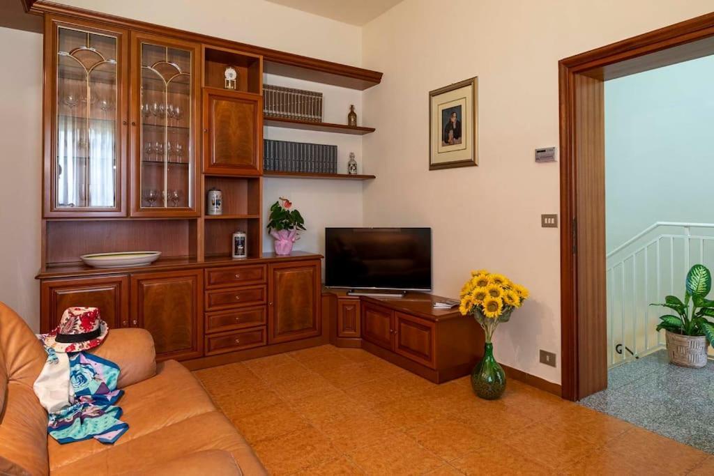 Casa Vacanze Santa Maria Certaldo Exteriör bild
