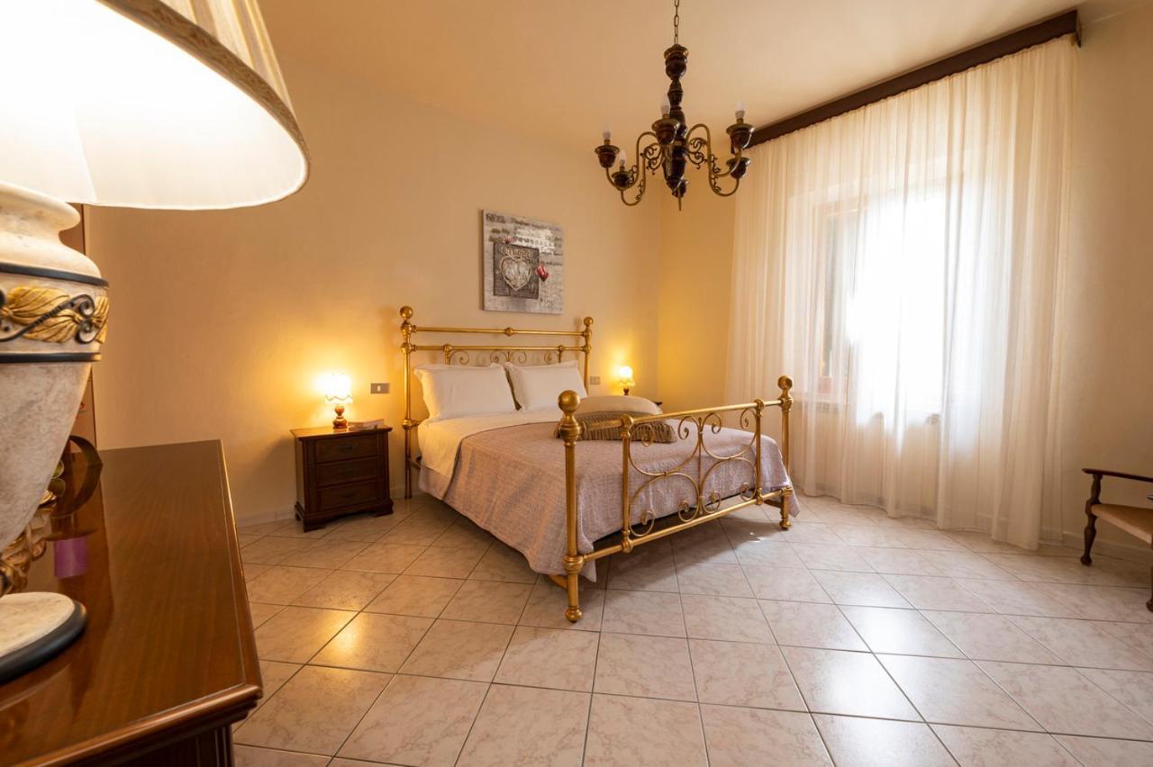 Casa Vacanze Santa Maria Certaldo Exteriör bild